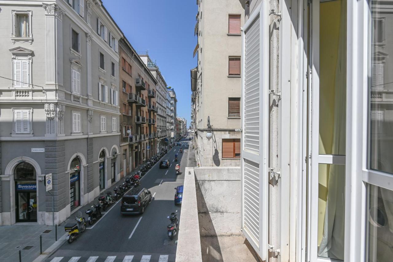 Adria Luxury Residence - Centro Trieszt Kültér fotó