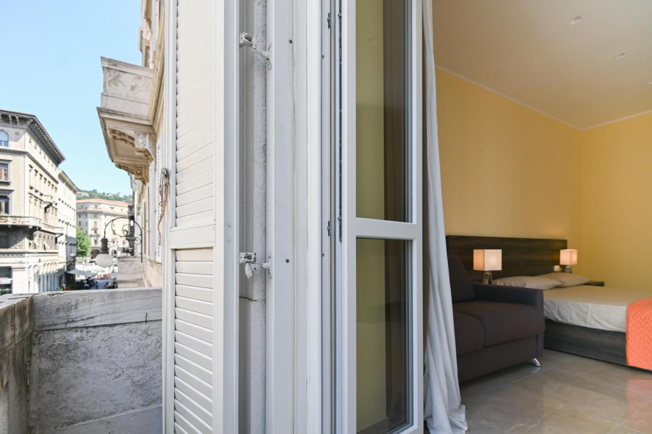 Adria Luxury Residence - Centro Trieszt Kültér fotó